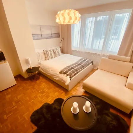 Airhome 4s Small Studio In The City Center Apartment *