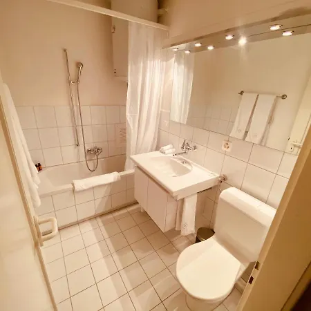 Apartment Airhome 4s Small Studio In The City Center